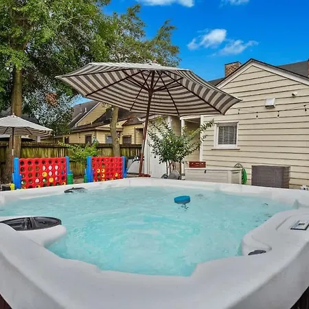 Villa Hot Tub - Historic District - Next To Forsyth Park